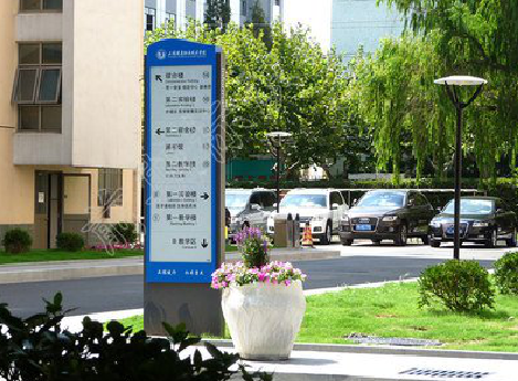 镇宁哪些因素影响宣传栏的制作？